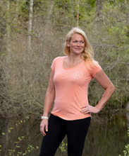 Load image into Gallery viewer, SELKIE WOMEN'S LOGO TEE